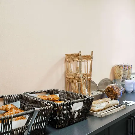 Hotel Comfort Toulouse Sud