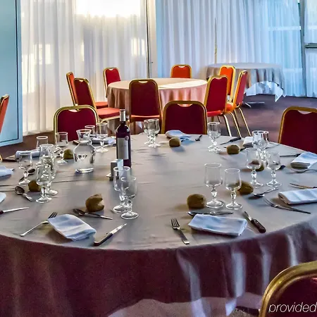 Hotel Comfort Toulouse Sud 4*