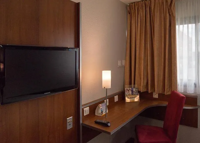 Comfort Toulouse Sud 3* רמונוויל-סנט-אניה